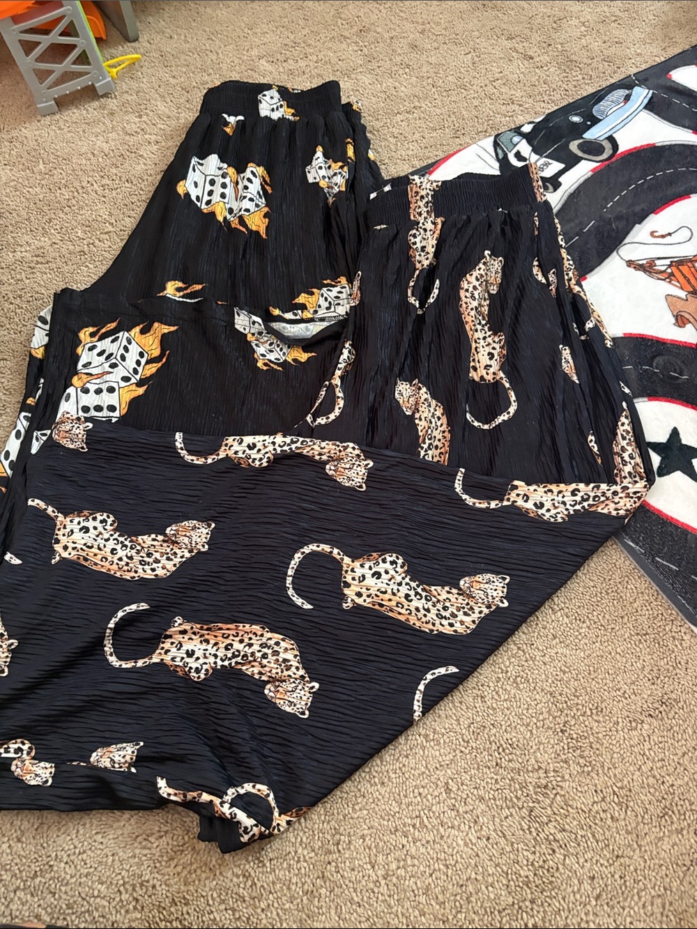 3 Pairs of Bourbon & Belles Wide-Leg Pants - Picture 4 of 5